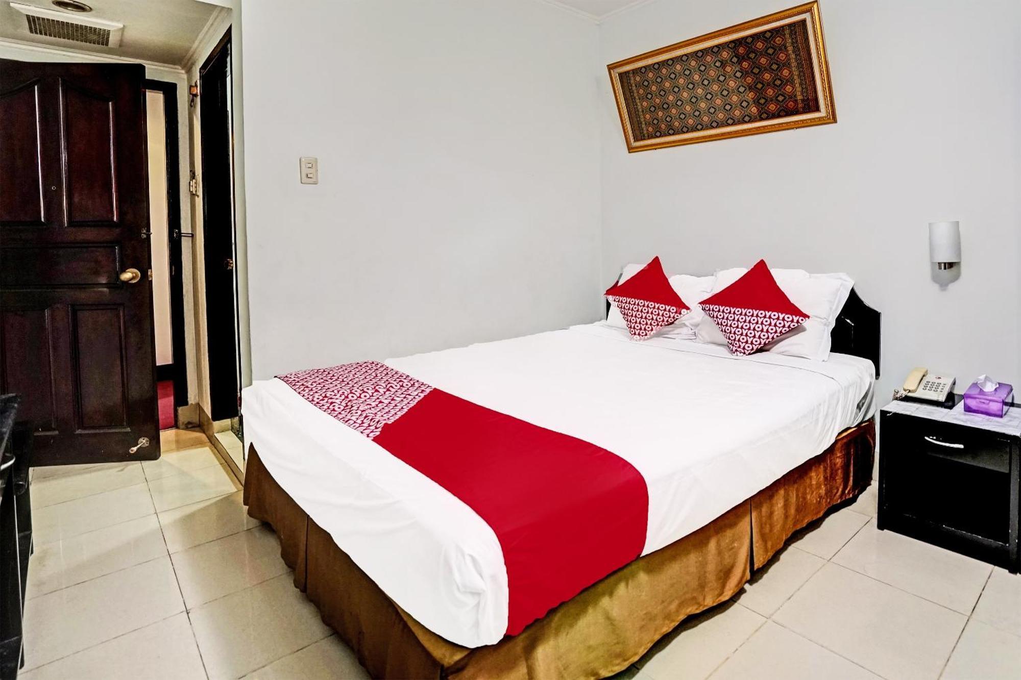 Super Oyo 91805 Hotel Wisma Bari Palembang Exteriör bild