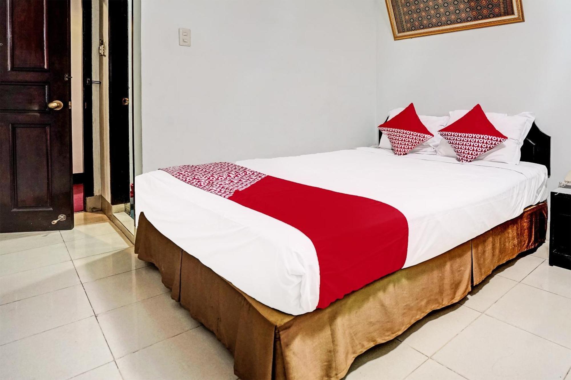 Super Oyo 91805 Hotel Wisma Bari Palembang Exteriör bild