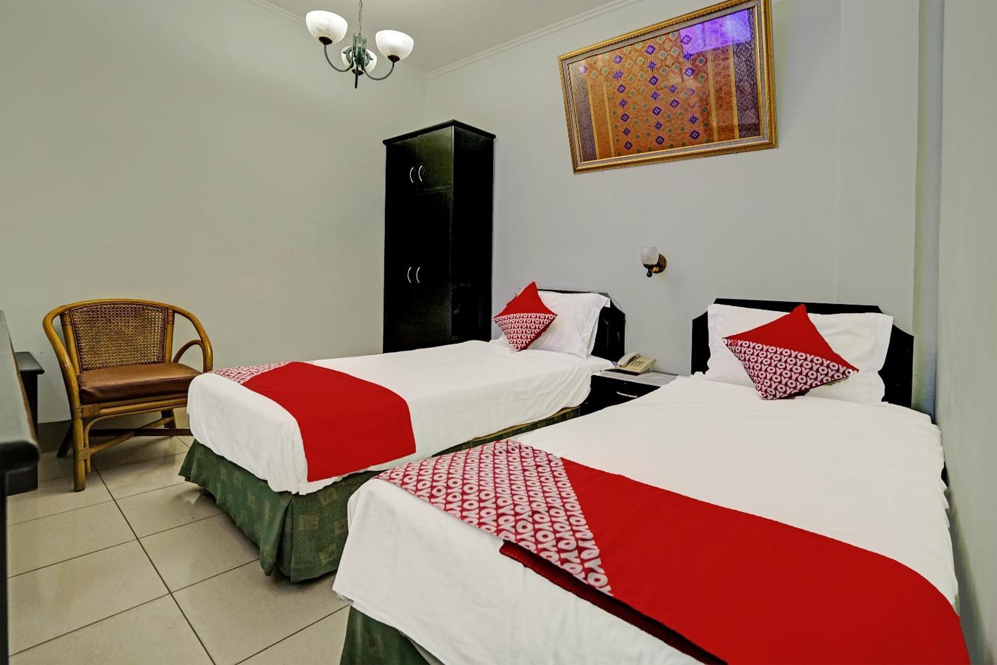 Super Oyo 91805 Hotel Wisma Bari Palembang Exteriör bild